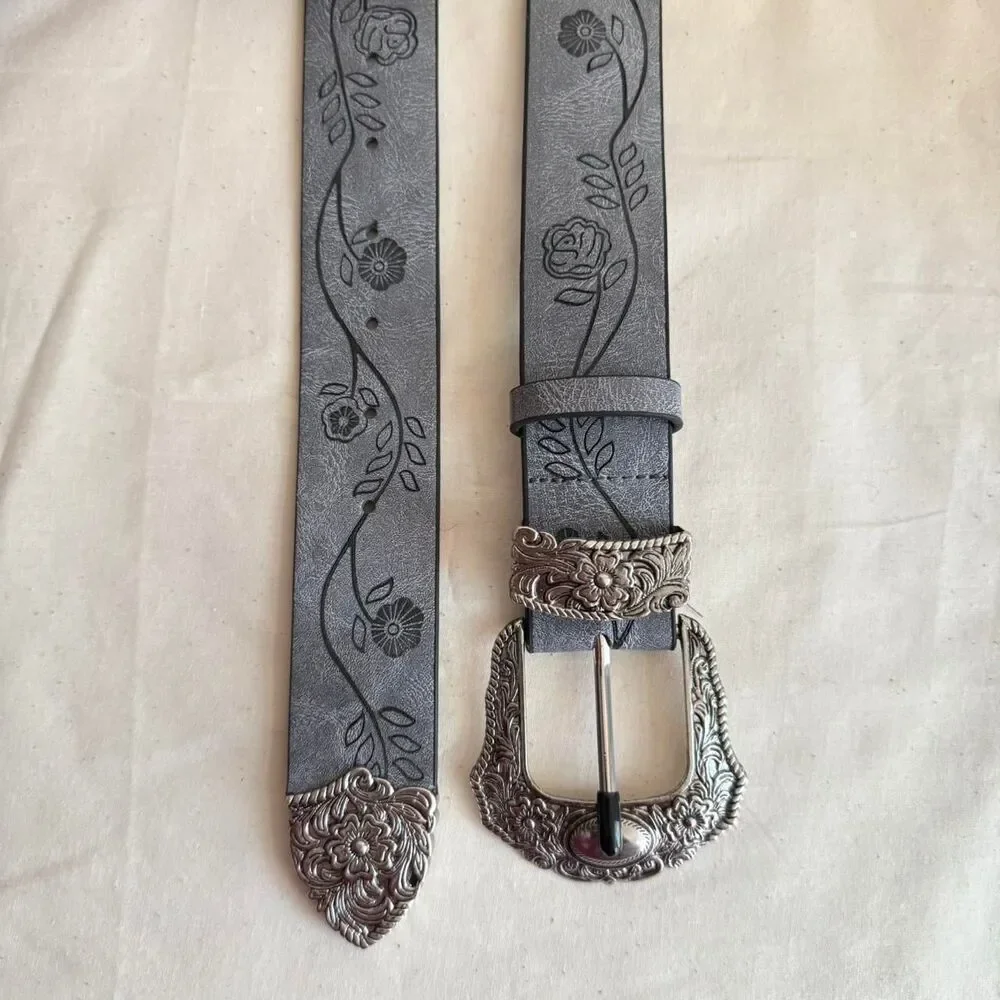 y2k style grey american western floral silver accent boho belt